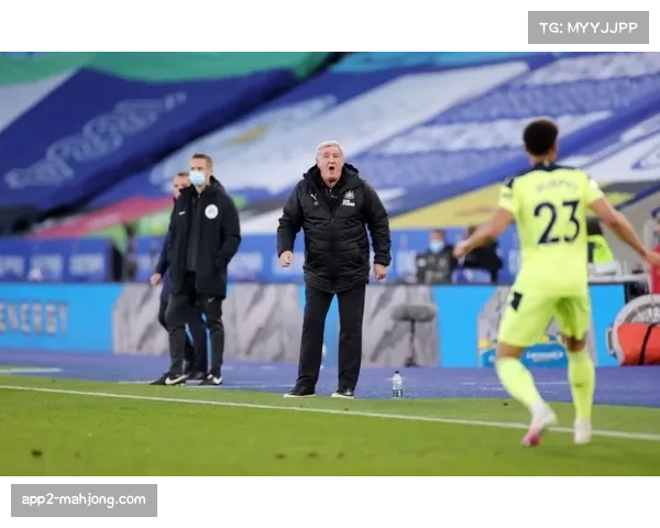 “英超转会肥皂剧：埃泽电话改变命运，热刺徒劳无功”