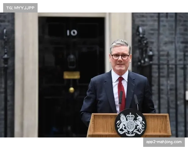 斯塔默首相呼吁撤销球迷禁令，体育包容性受考验